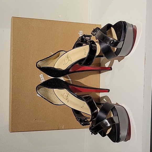 CHRISTIAN LOUBOUTIN HEELS - Picture 13 of 14